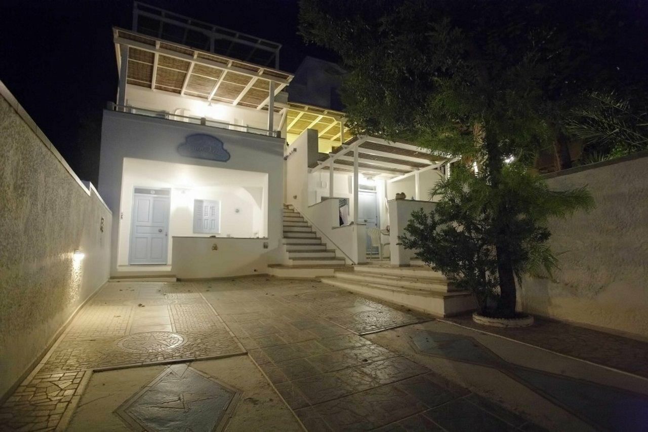 Villa Venus Adamantas  Bagian luar foto