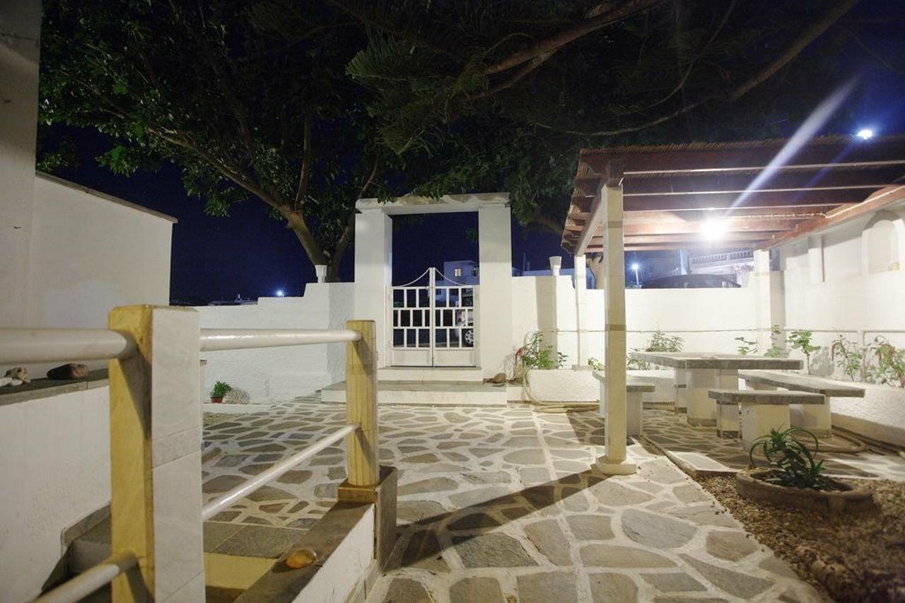 Villa Venus Adamantas  Bagian luar foto